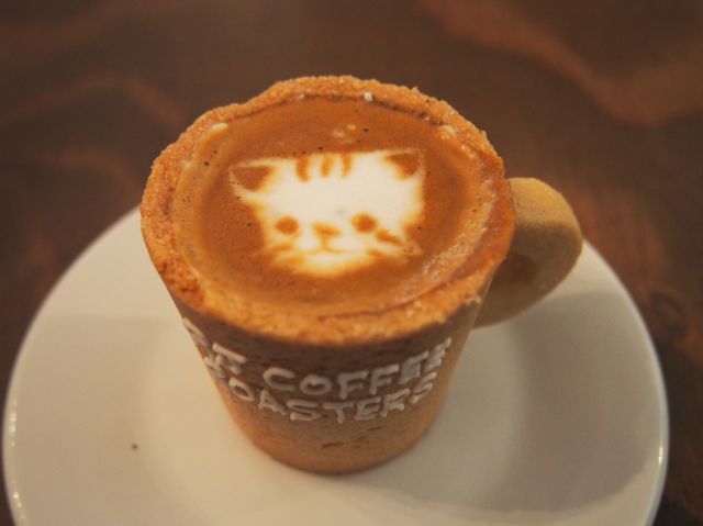 カップまで食べられる!?大阪天満にあるオ