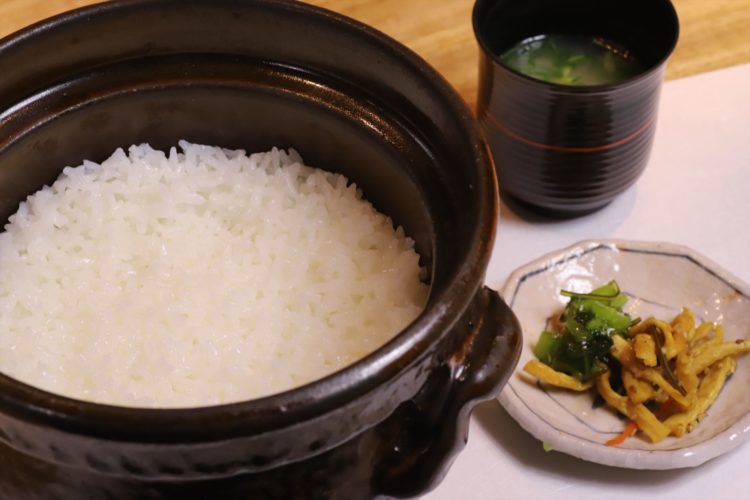 Picture of clay pot rice